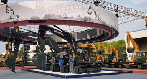 挖掘机圈再添新宠 现代工程机械三款新产品重磅发布